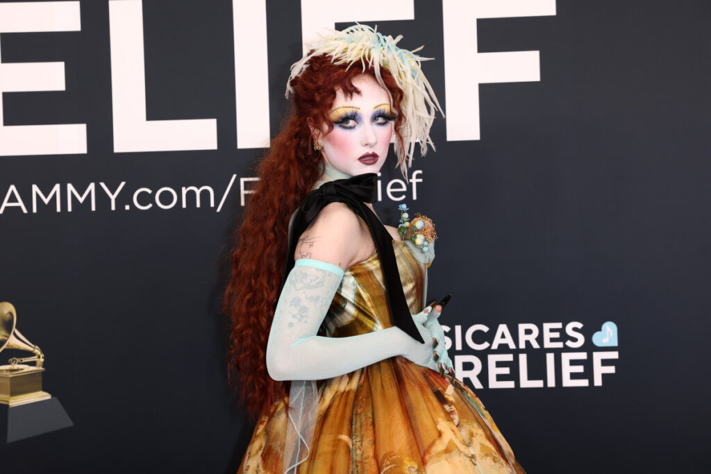 Como o cabeleireiro de Chappell Roan trouxe a estrela para 'sua forma definitiva' para o Grammy de 2025