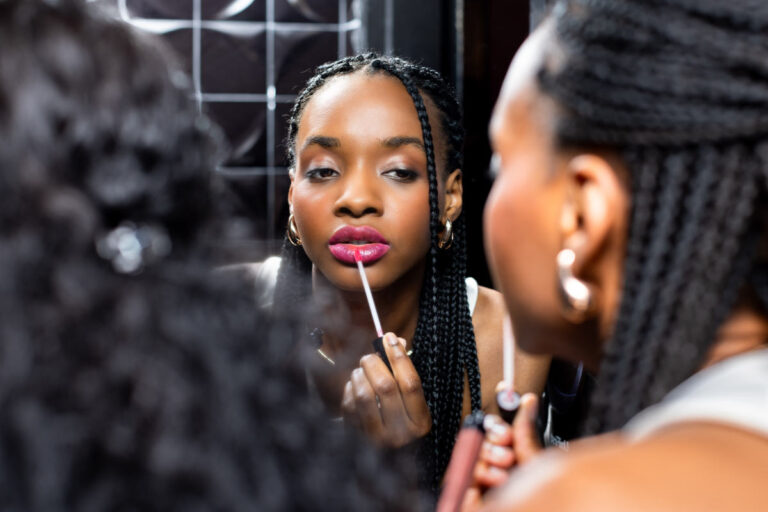 Shiksona Beauty: uma marca de maquiagem e cuidados com a pele fundada para mulheres em movimento
