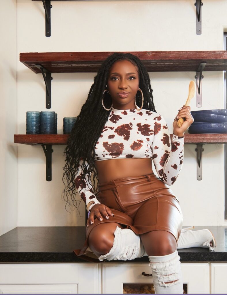 Chef Chef: Bobbie Cheri está redefinindo a mesa culinária-um prato sem laticínios de cada vez