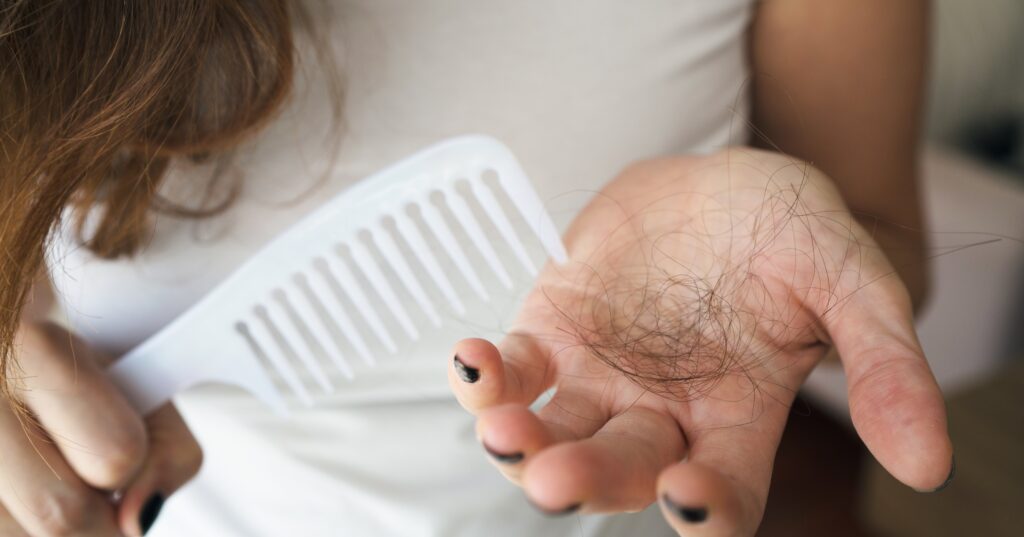 Reivindicações Ozempic Hair-Loss, explicada por um dermatologista