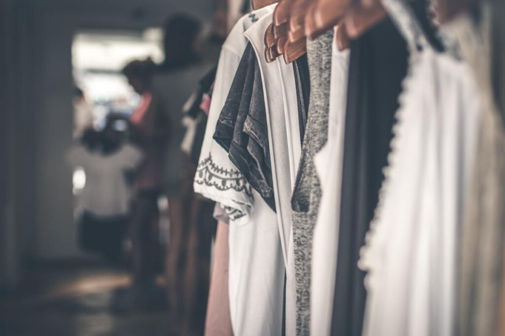 KADYLUXE está contratando um gerente de produção e design técnico em Denver, CO (remoto)